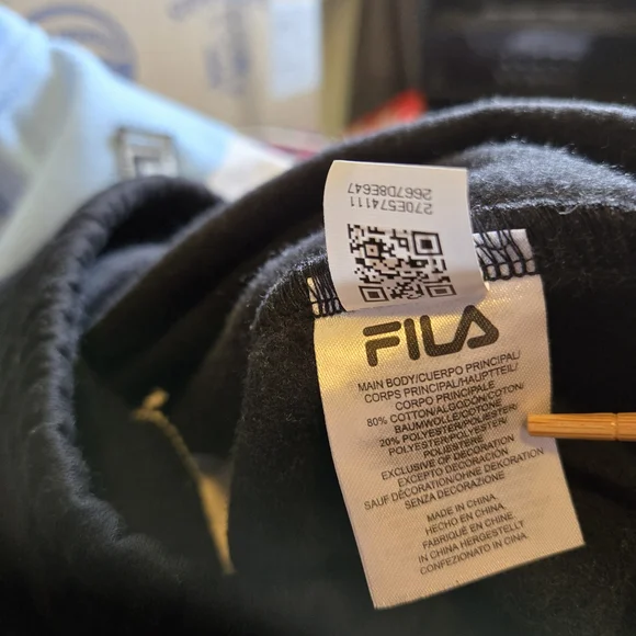 Fila Colorblock Pullover - Picture 12 of 12